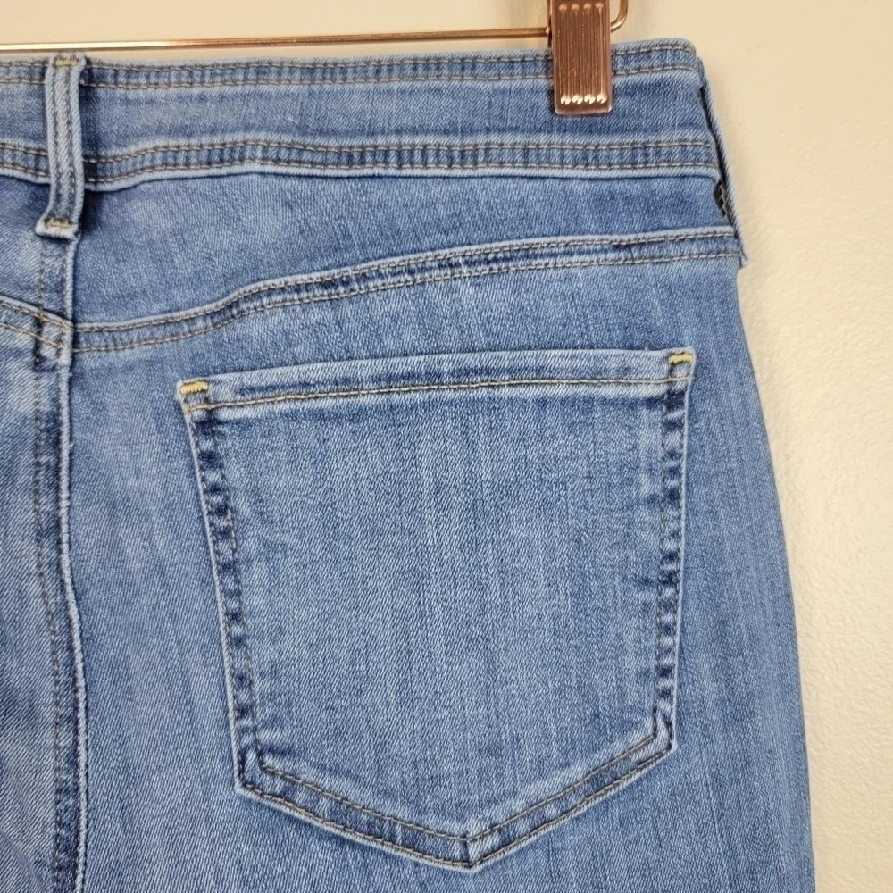 NYDJ Marilyn Straight Leg Cuffed Crop Medium Wash Not Your Daughters Jeans 6